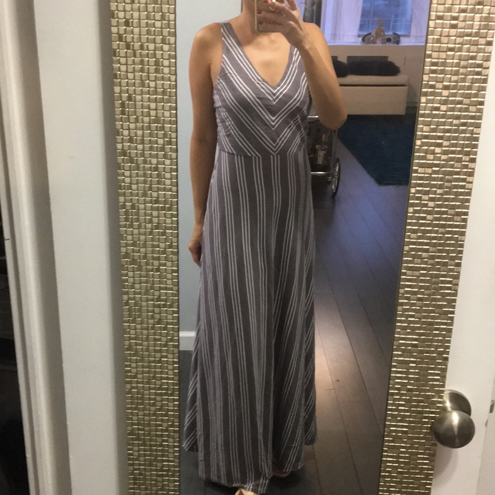 Lauren Conrad Maxi Summer Dress - Picture 2 of 2